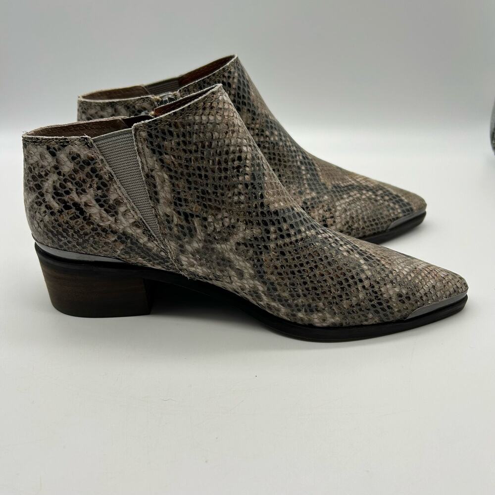 Lucky Brand Women's Bootie Shootie Zip Up Snake Skin Print Size 6M / 36 1/2 - Picture 6 of 11